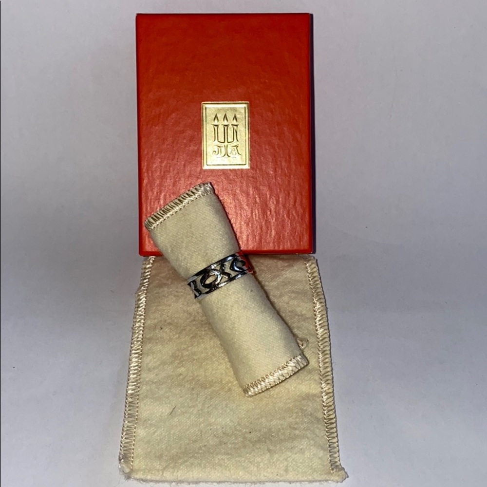 James Avery Continuous Ichthus Ring